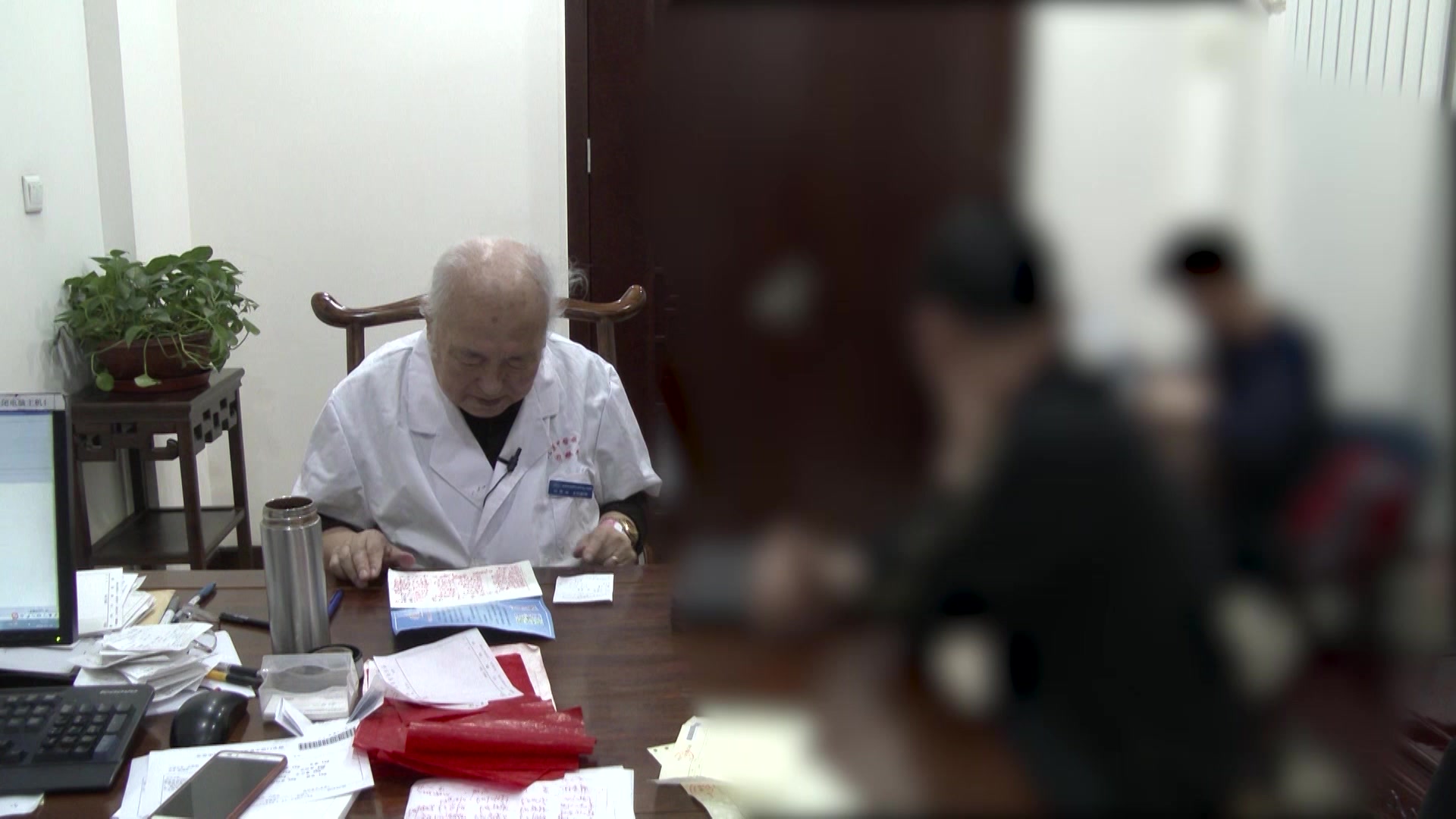 脾胃虚弱胃气上逆：58岁男性胃溃疡萎缩性胃炎善后调理