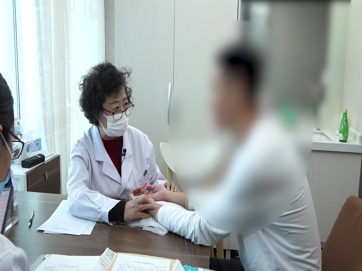 脾虚湿热气逆：34岁男性胃痞腹泻的辛开苦降法