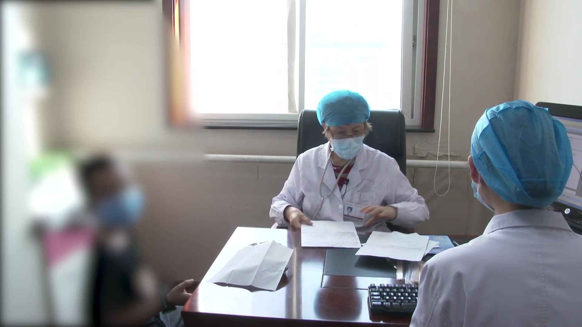 脾虚肝旺风痰内扰：8岁男童面部抽动伴扭颈的健脾平肝息风法