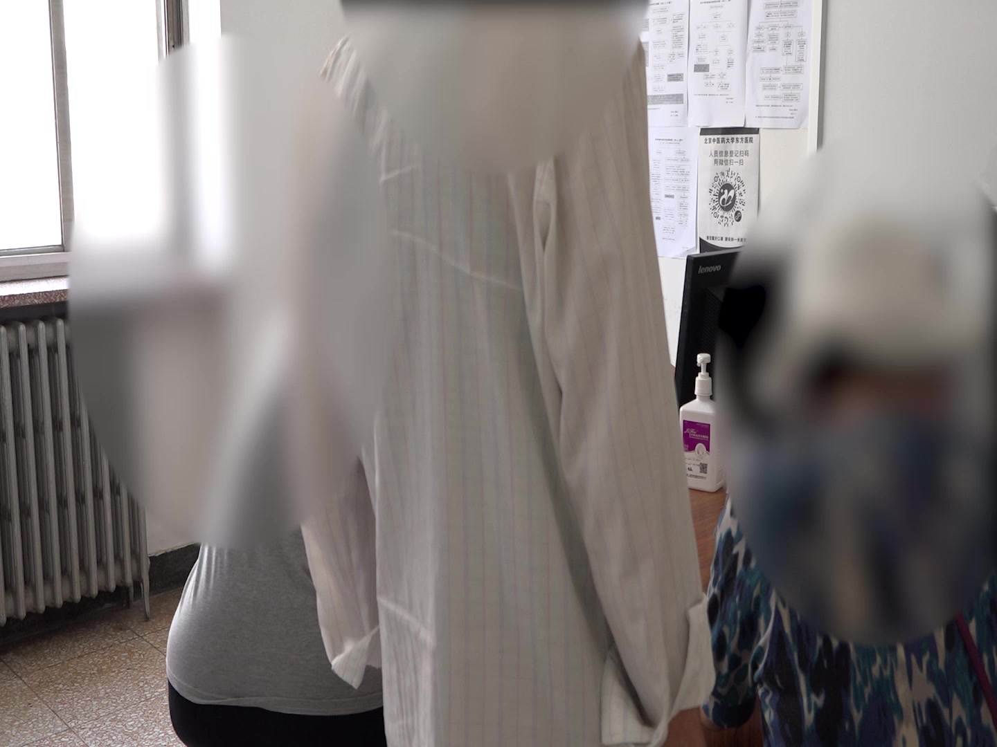 寒湿痹阻：73岁骨关节炎手指肿胀握拳困难的中药内服外治与康复指导