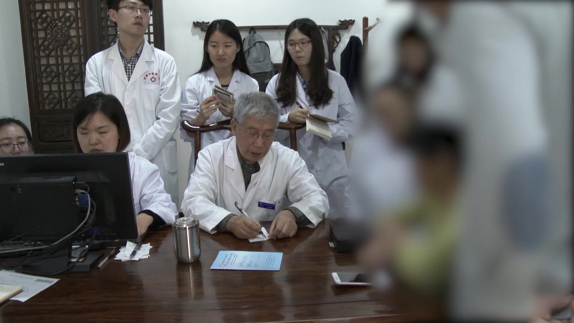 肝郁气滞络脉不通：58岁女性失眠早醒伴颈痛麻之柔肝缓急法