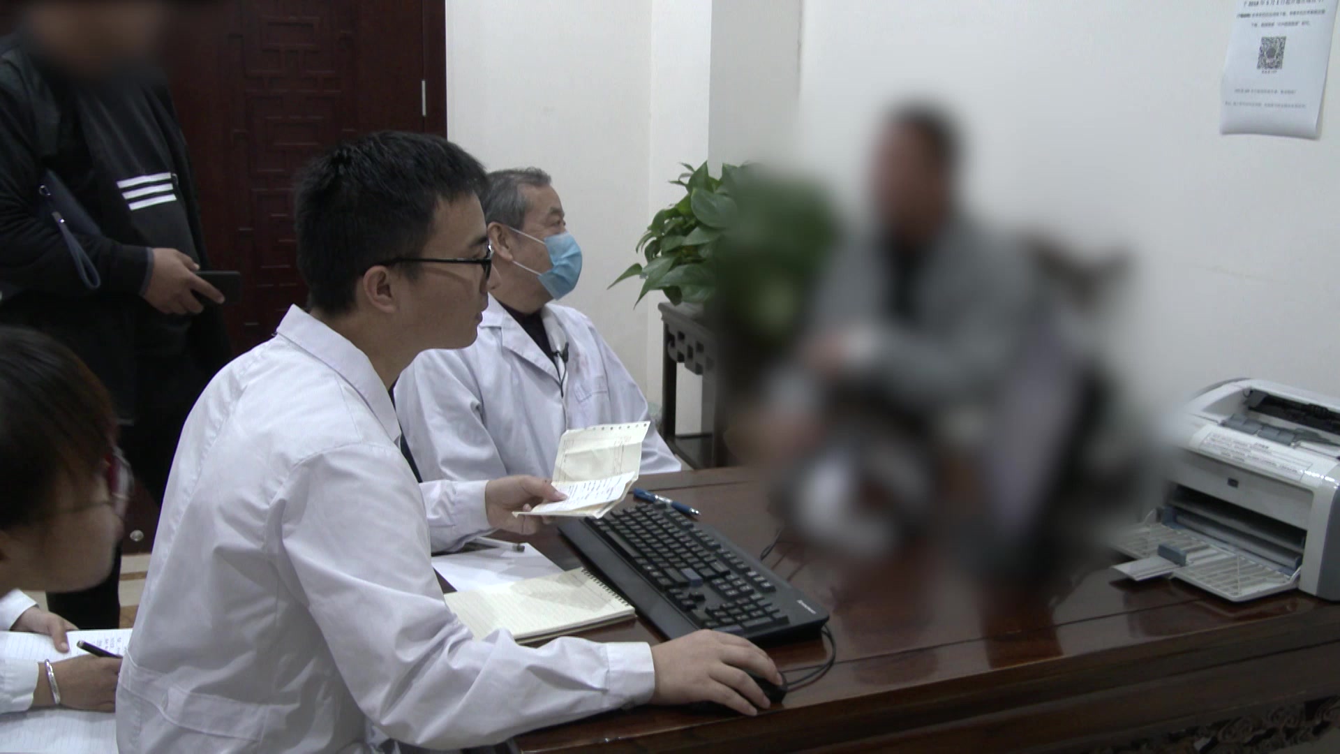 肝郁气滞耳窍闭阻：35岁男性突发耳聋2月的疏肝通窍安神法
