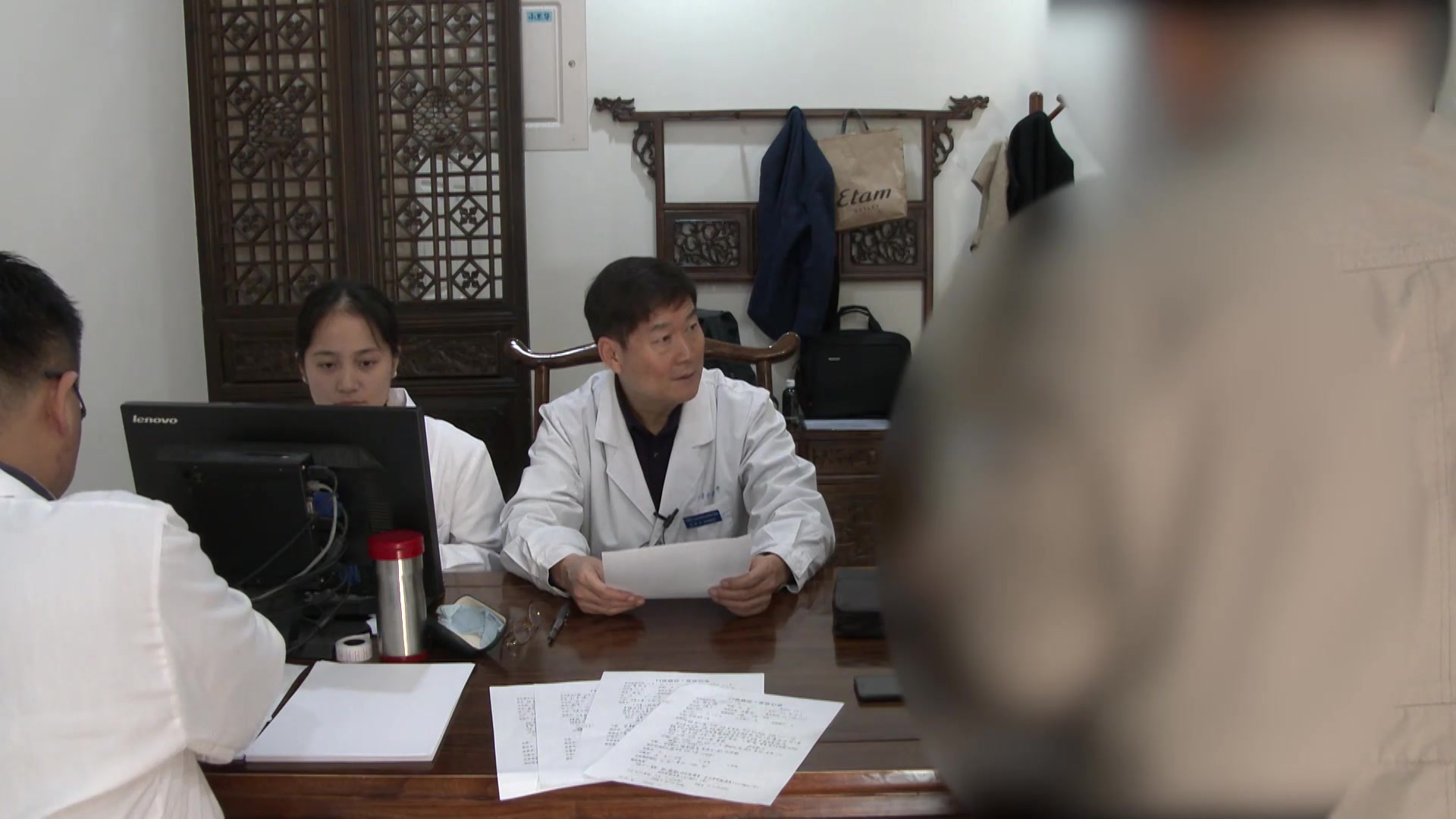 肺胃阴虚挟瘀燥湿：24岁男性痤疮肥胖的养阴清热祛湿化瘀法