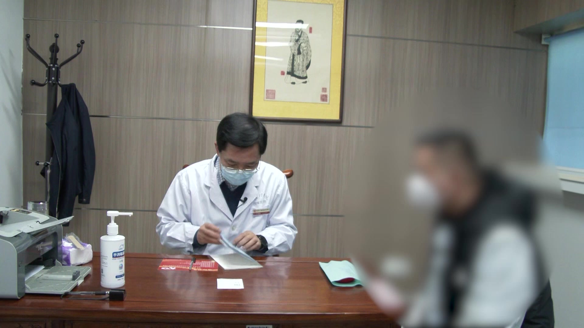湿热内蕴伤及肾络：36岁男性过敏性紫癜性肾炎的清热利湿凉血法