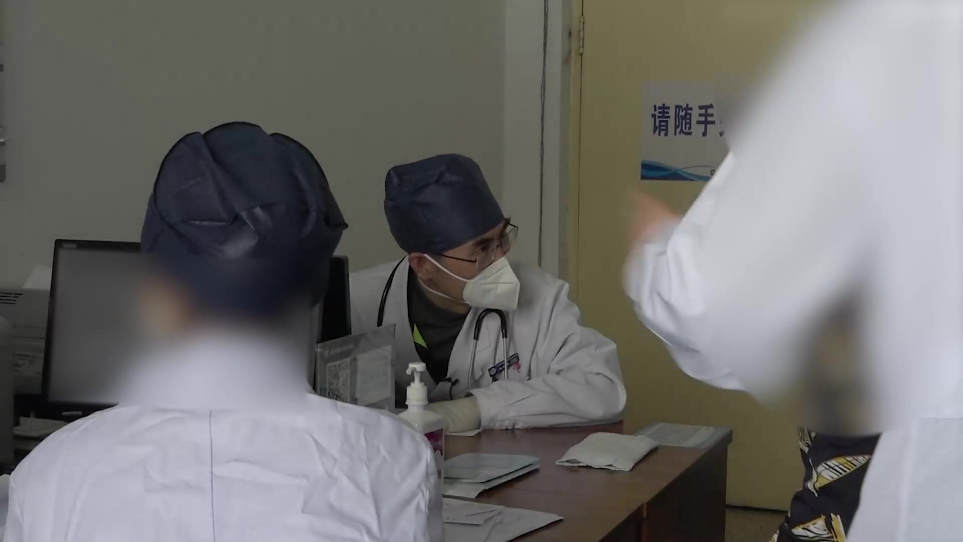 痰湿阻滞胸阳：52岁男性胸痛缓解期通阳化痰安神调治