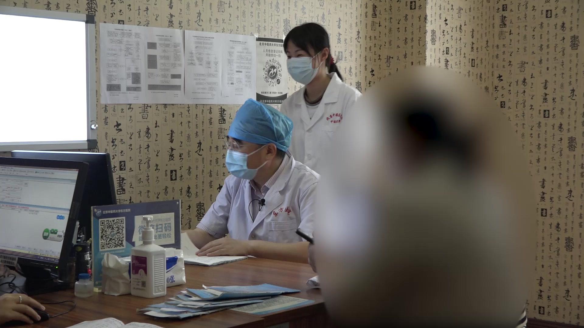 气滞血瘀：67岁甲状腺癌术后手晨僵焦虑结节的疏肝活血调治