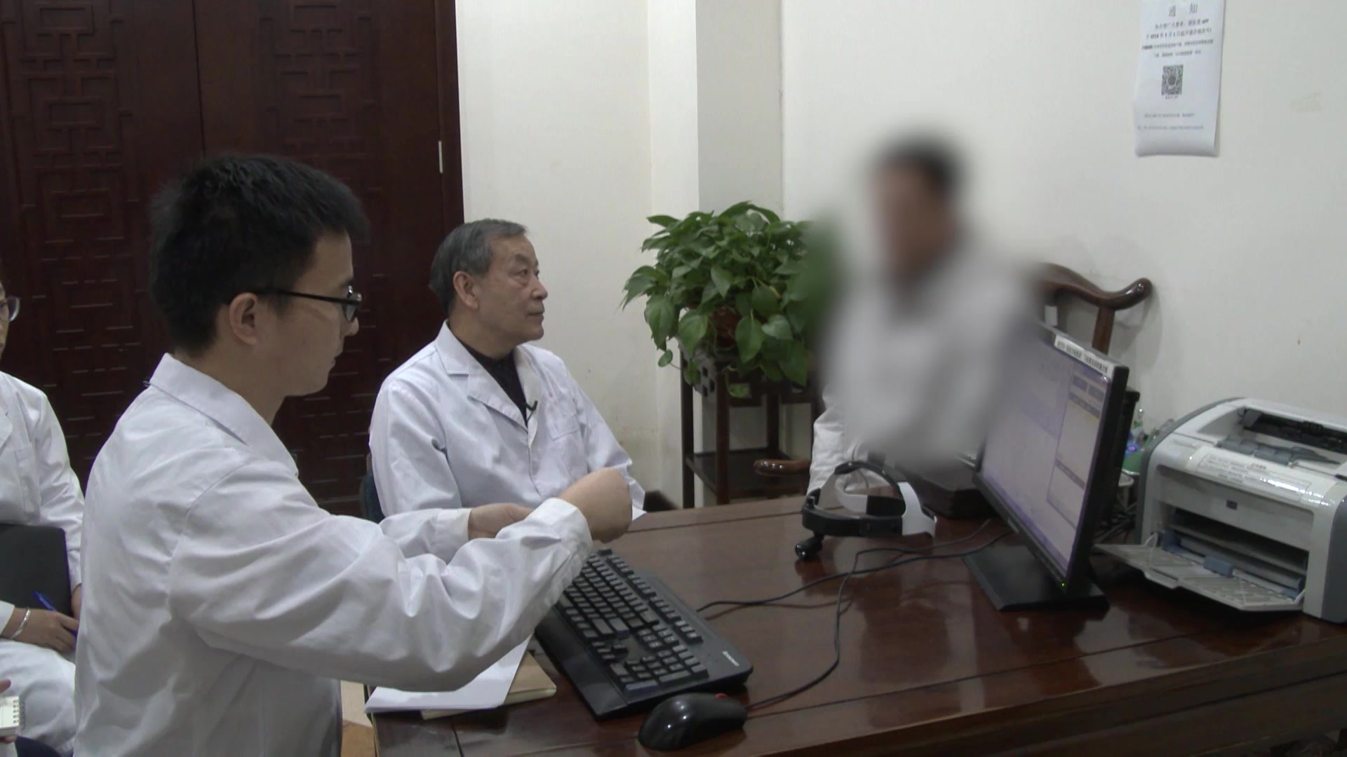 肝郁化火肝肾阴虚：56岁男性压力诱发耳鸣的疏肝通窍法