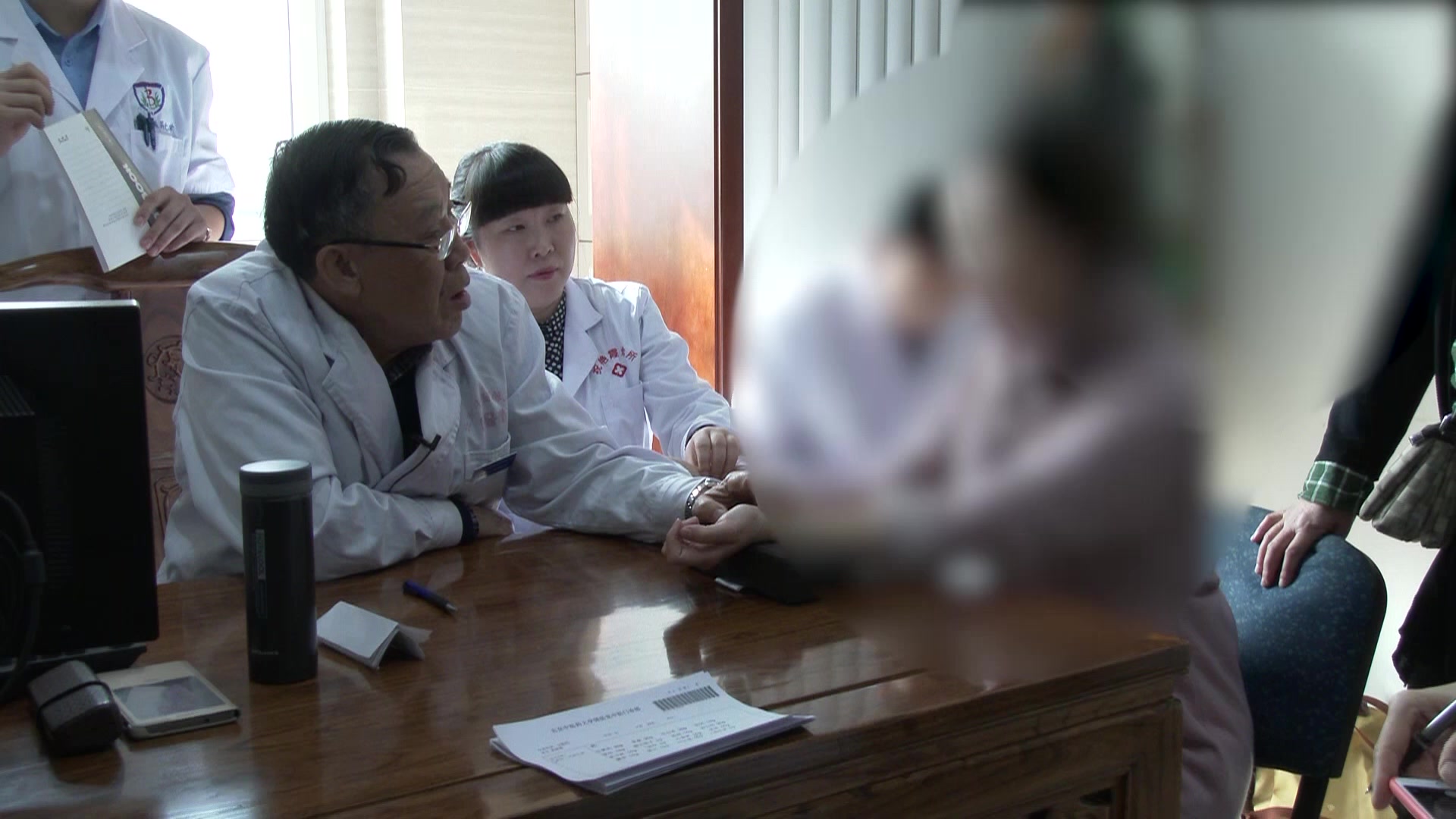 中焦虚寒气血两虚：28岁女性月经量少脱发的温补气血法
