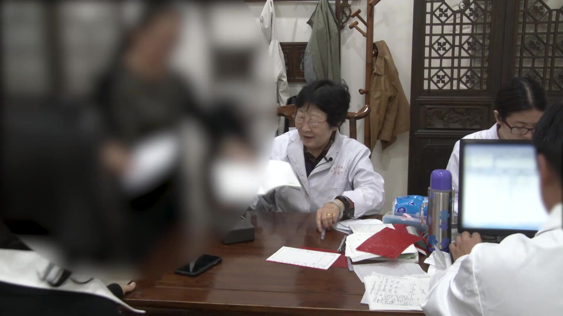 气血不足证：47岁女性白细胞减少伴心慌的益气养血安神法