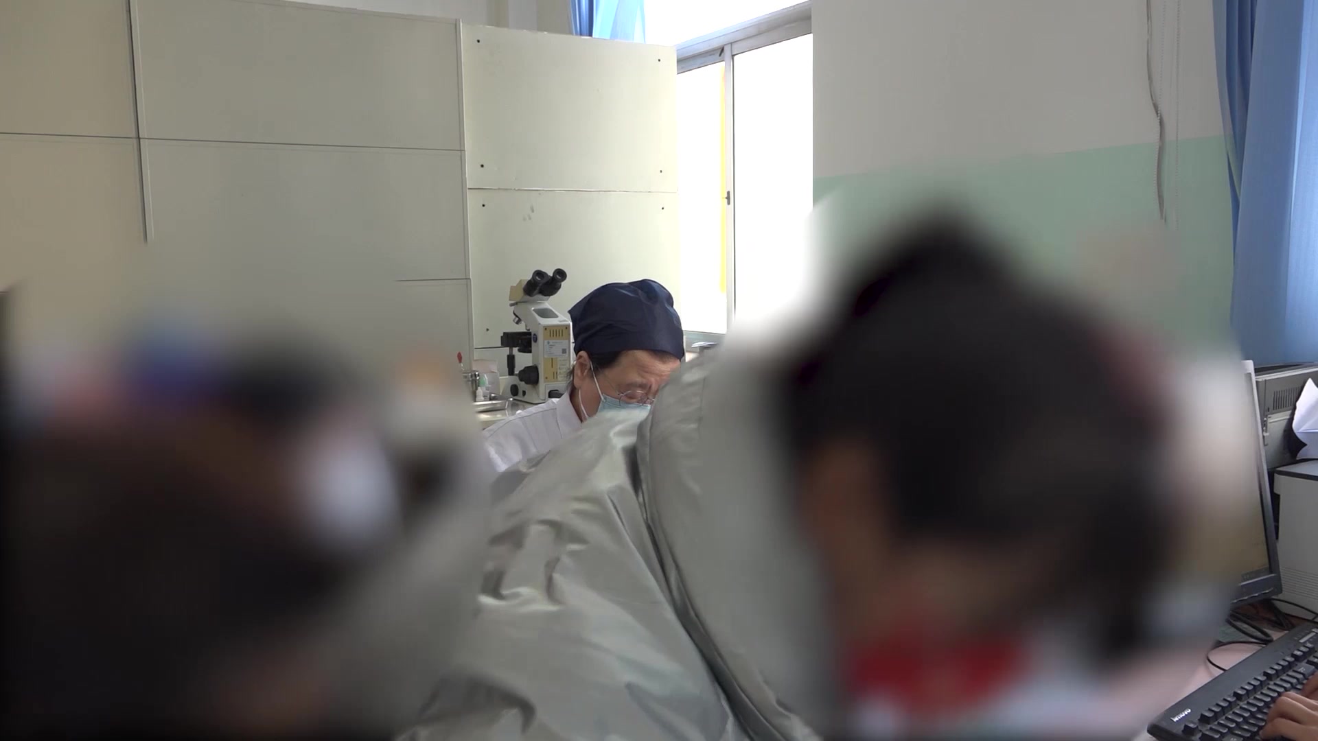 湿热下注兼血瘀：58岁宫颈HPV持续感染患者的中药坐浴与干扰素规范疗程