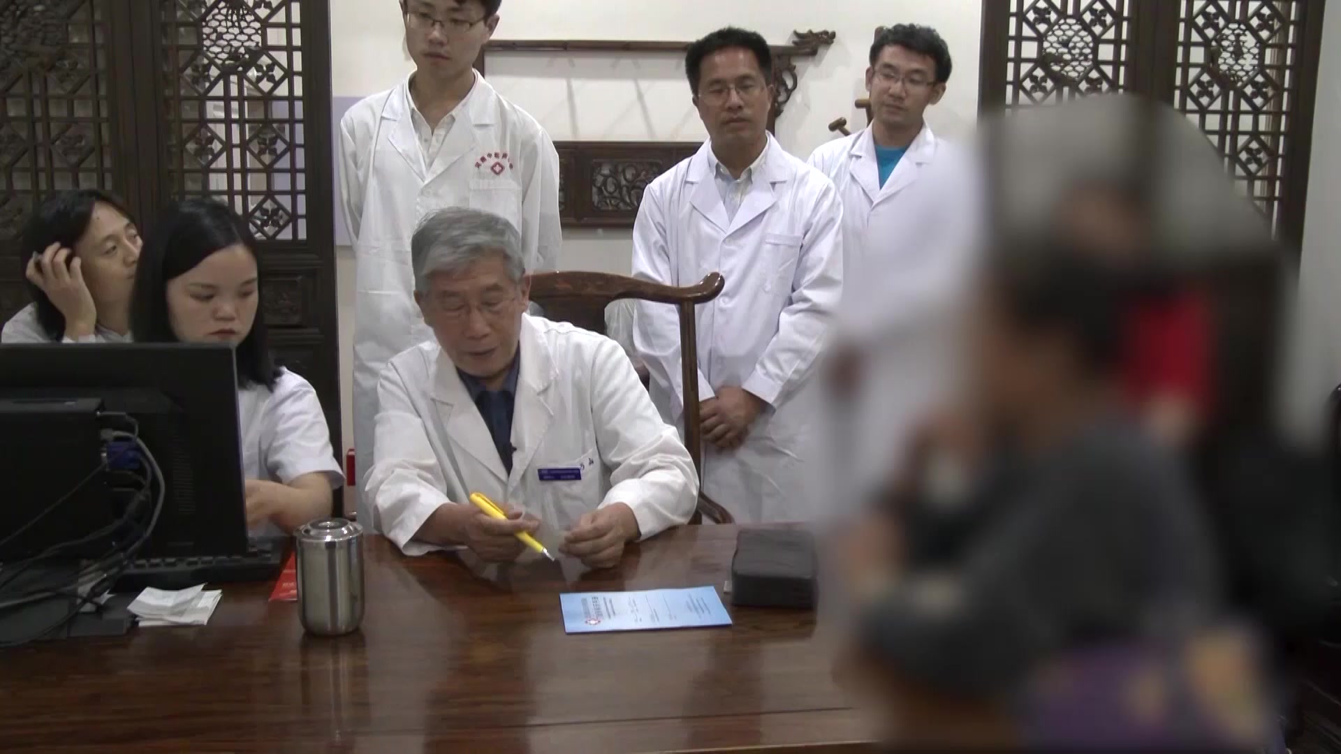 慢性疲劳综合征：50岁女性乏力七八年伴失眠多梦的调脾安神法