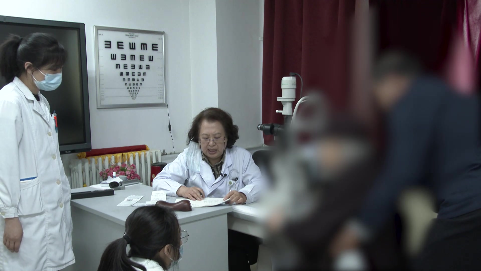 气虚血瘀清阳不升：87岁开角型青光眼晚期视野缺损的益气升阳通腑法