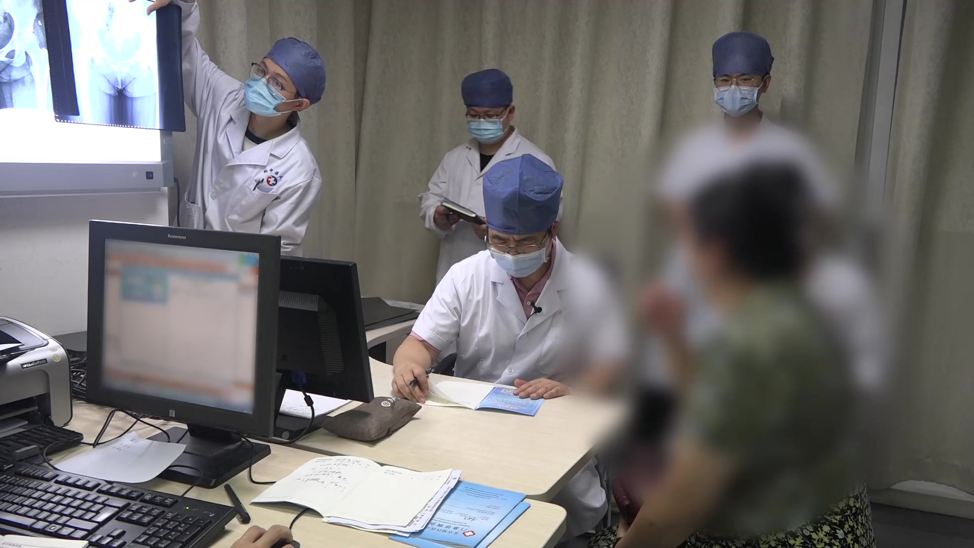 气滞血瘀：38岁女性股骨头坏死左髋疼痛的关节腔注射治疗