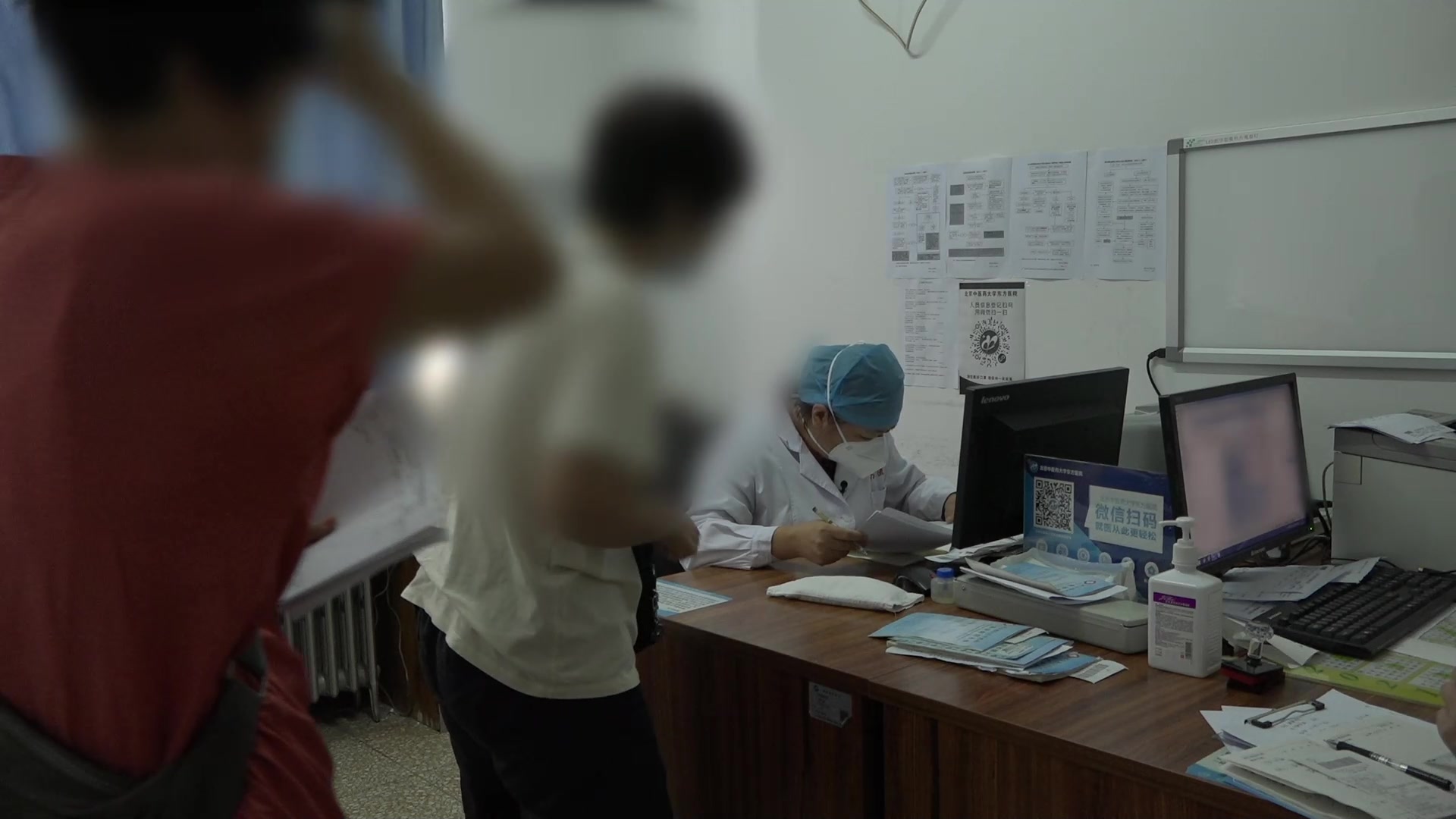 肝气郁结心神不宁：40岁女性焦虑障碍伴肝功异常的中药与心理综合调治