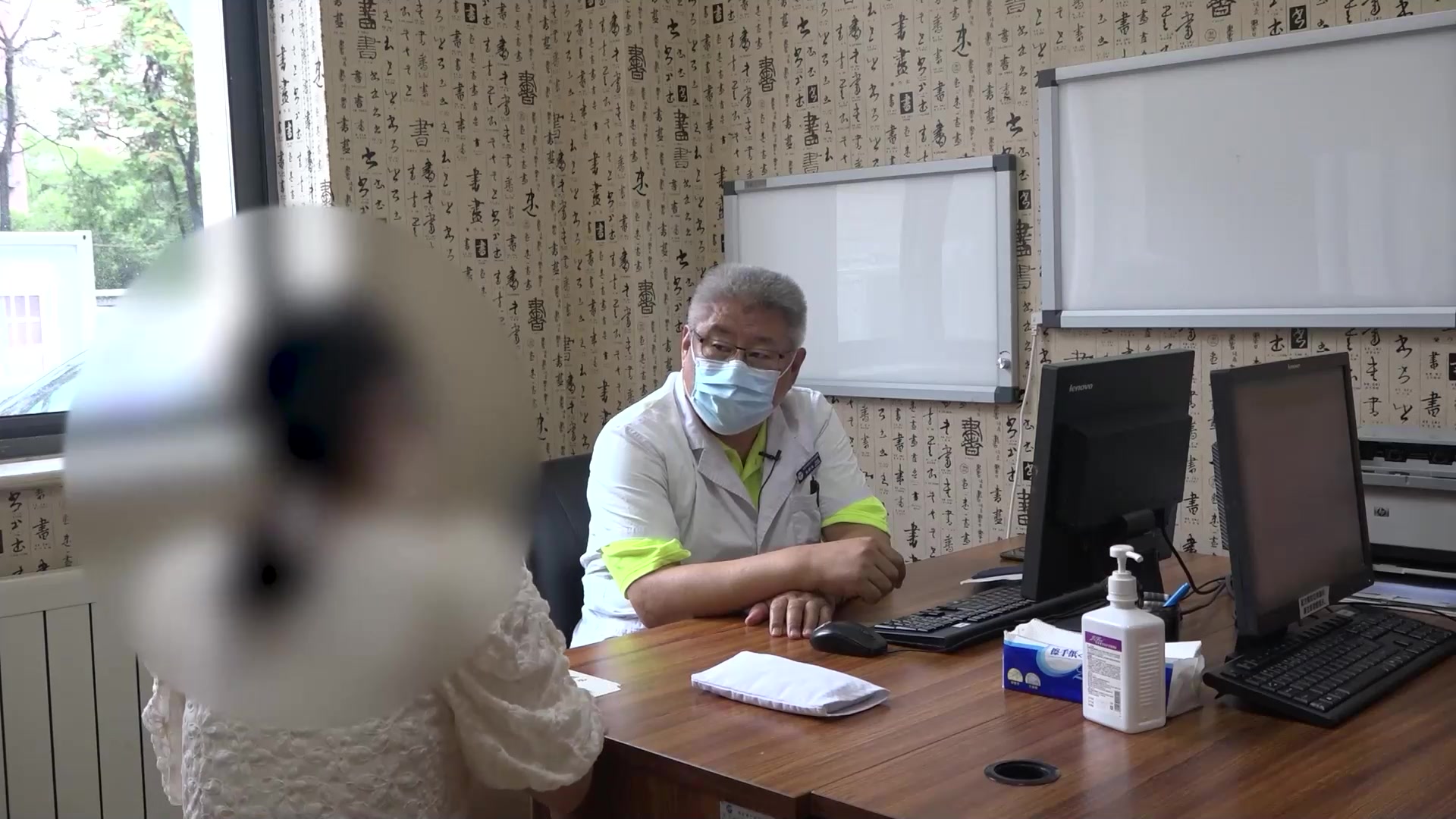 寒湿蕴结肠络瘀滞：27岁女性溃疡性结肠炎脓血便的温化通络法