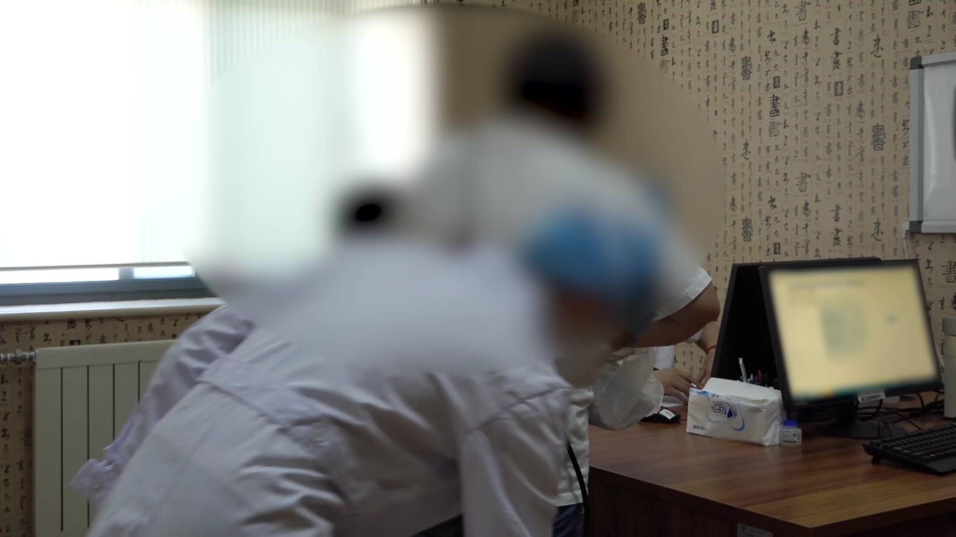 肝旺脾虚湿热瘀阻：16岁克罗恩病腹痛泄泻的抑肝扶脾清热化湿法
