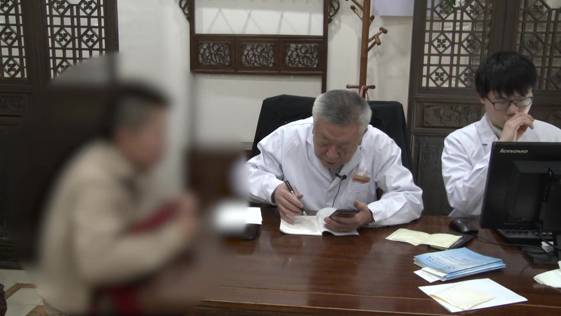 肝郁脾虚湿热内蕴：68岁胰腺癌术后肝区疼痛的中药调治
