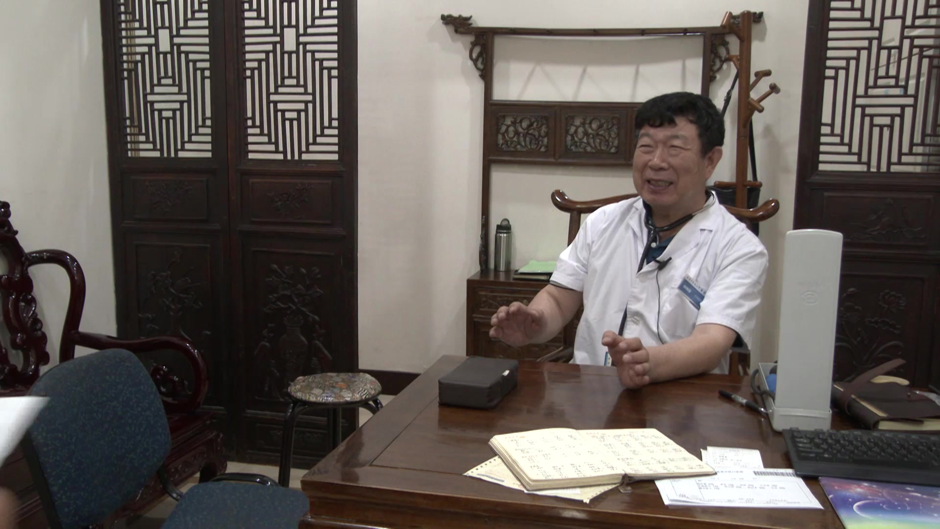 脾虚湿盛：65岁男性腹泻两月余的胃苓汤健脾利湿法