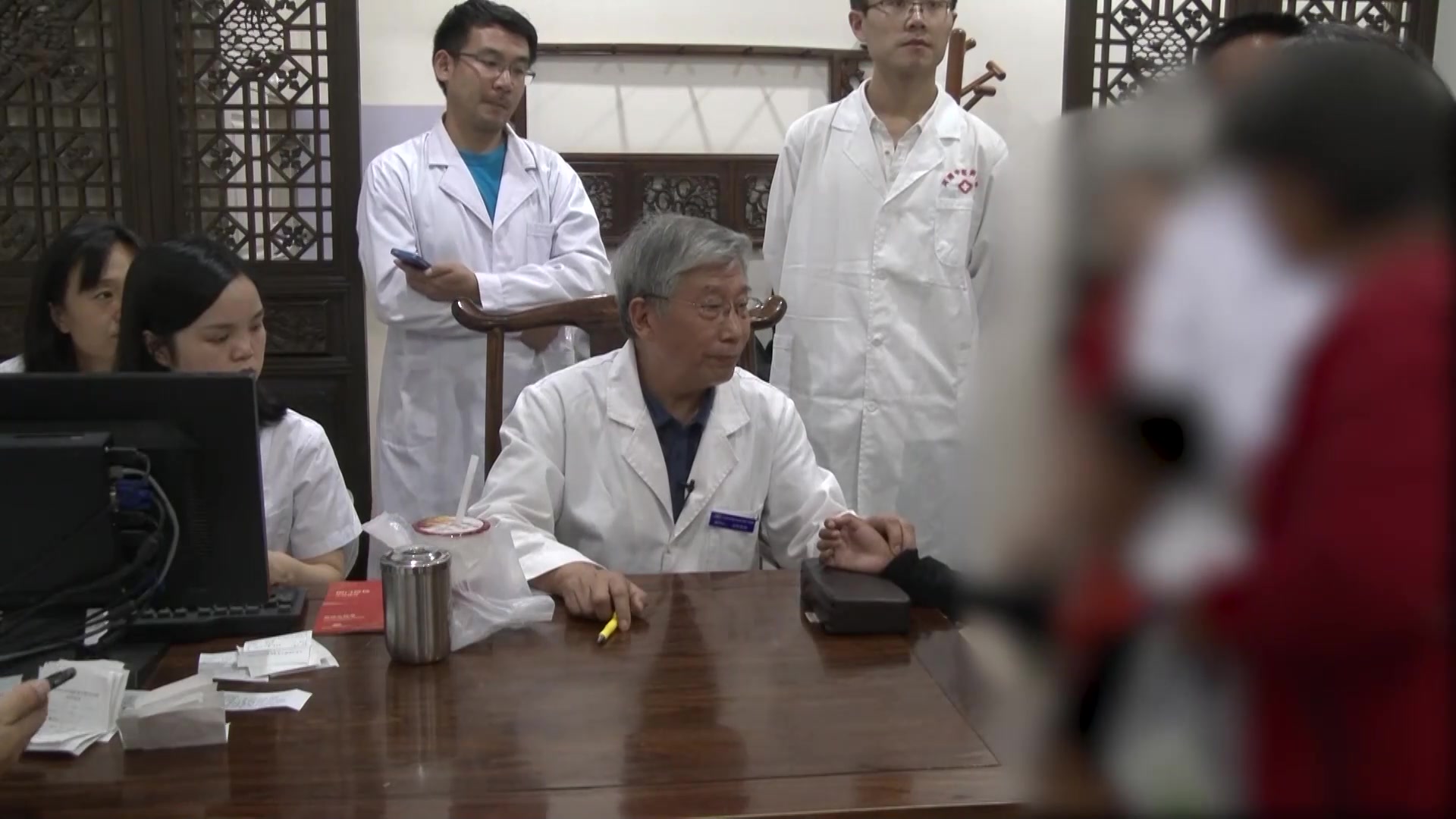 脾虚湿热伤络：6岁男童变异性哮喘合并尿潜血之健脾利湿止血法