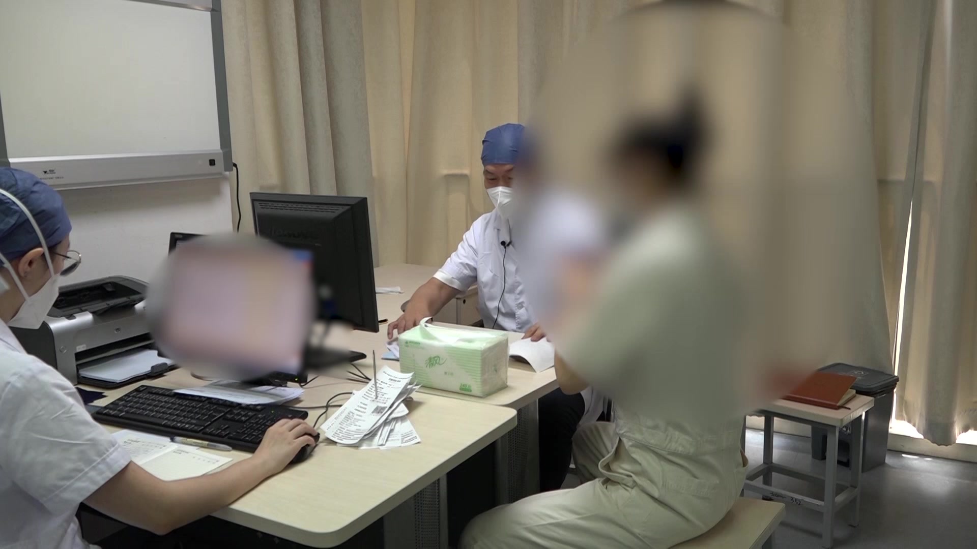 风痰上扰肝郁气滞：38岁女性脑鸣耳鸣的通气散加减治验