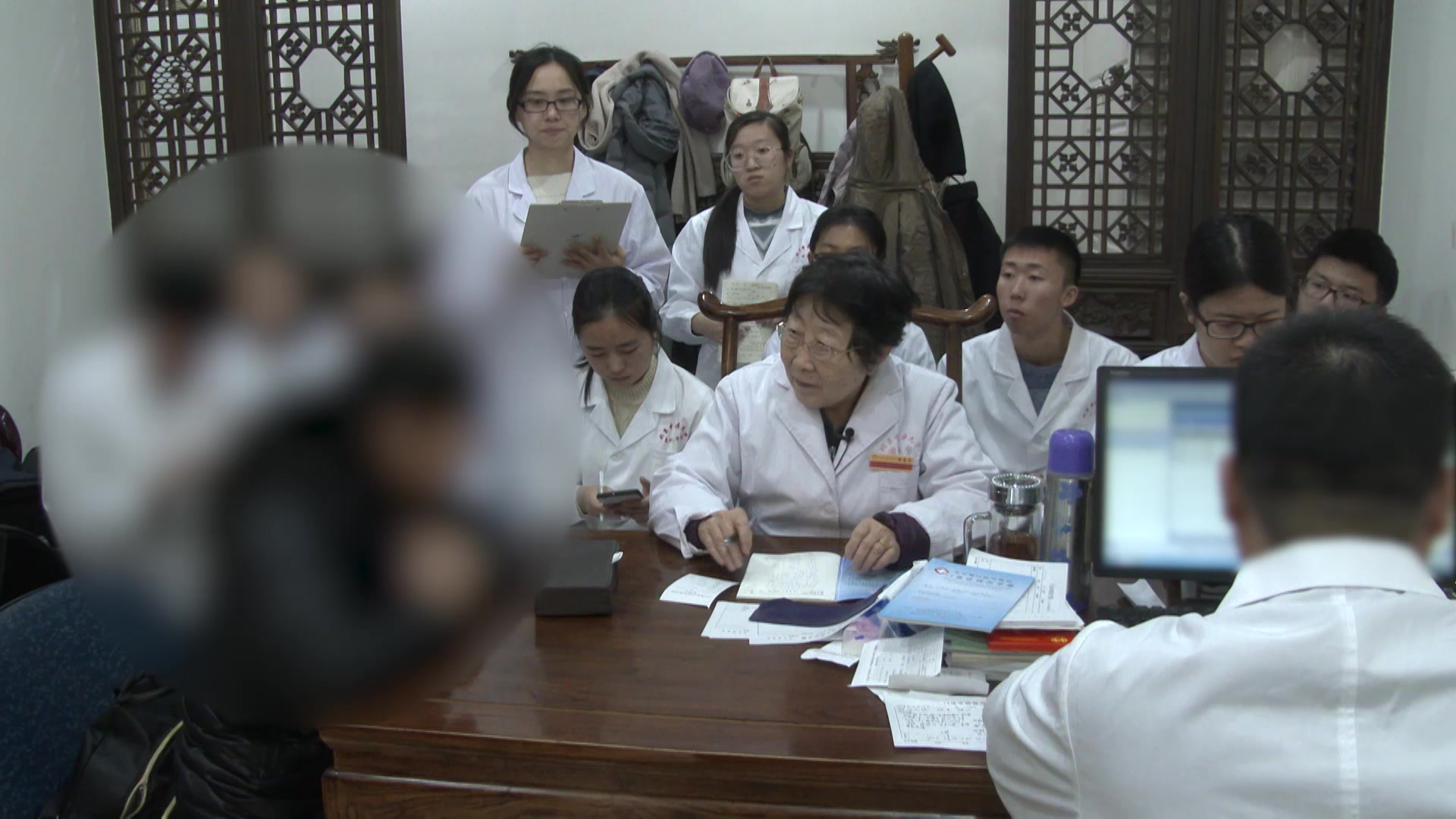 肾不纳气脾肺气虚：35岁女性过敏性哮喘咳喘的健脾补肾平喘法