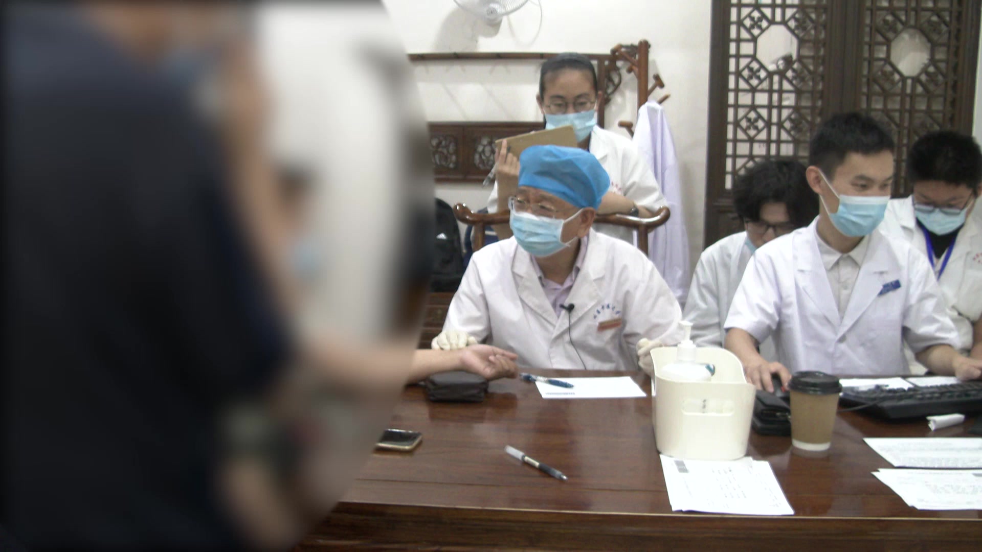 肝郁脾虚气阴两虚：33岁女性郁病乏力手心热的调治