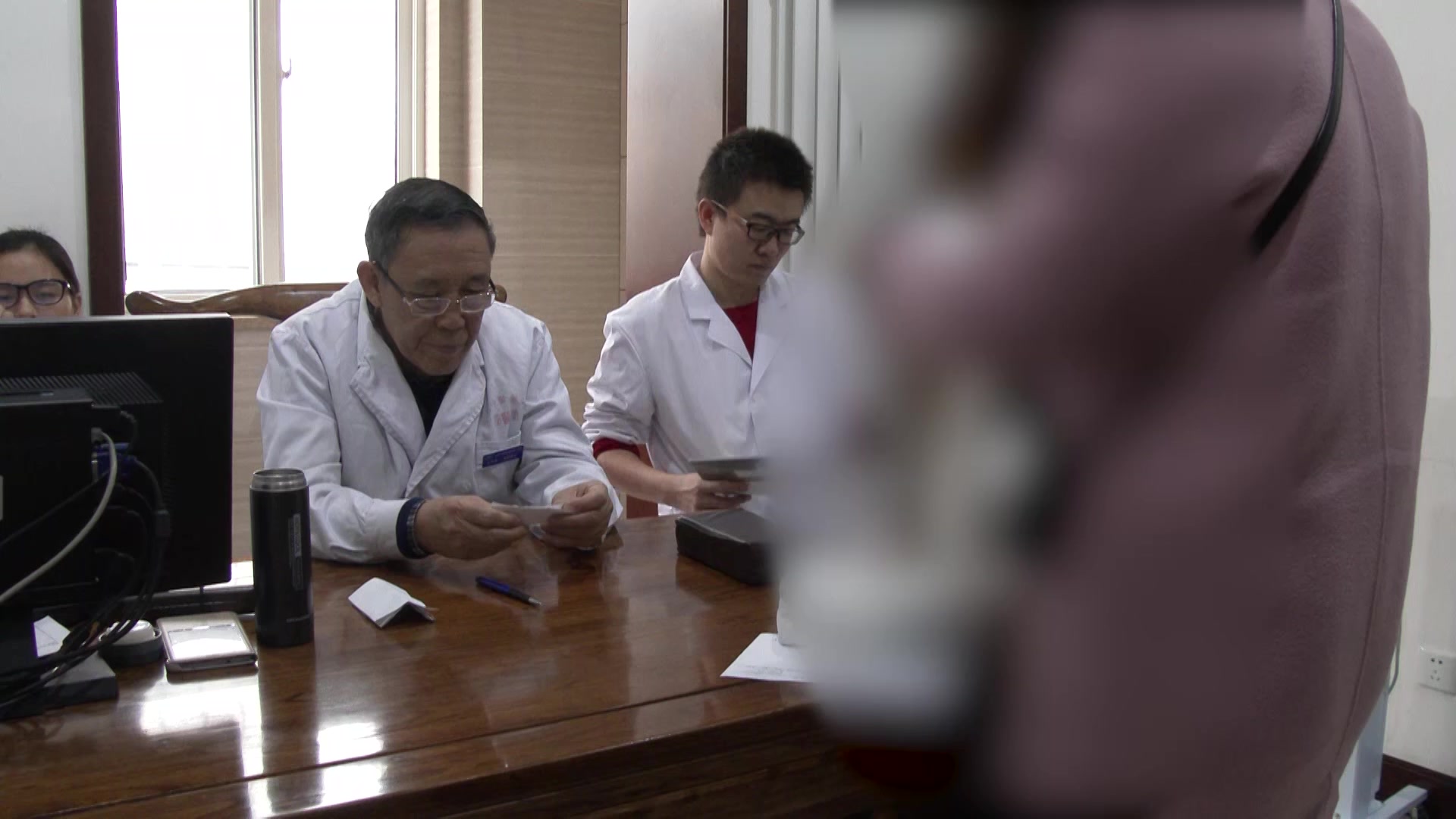 胃阴脾气两虚：63岁男性甲亢多食易饥的健脾养胃法