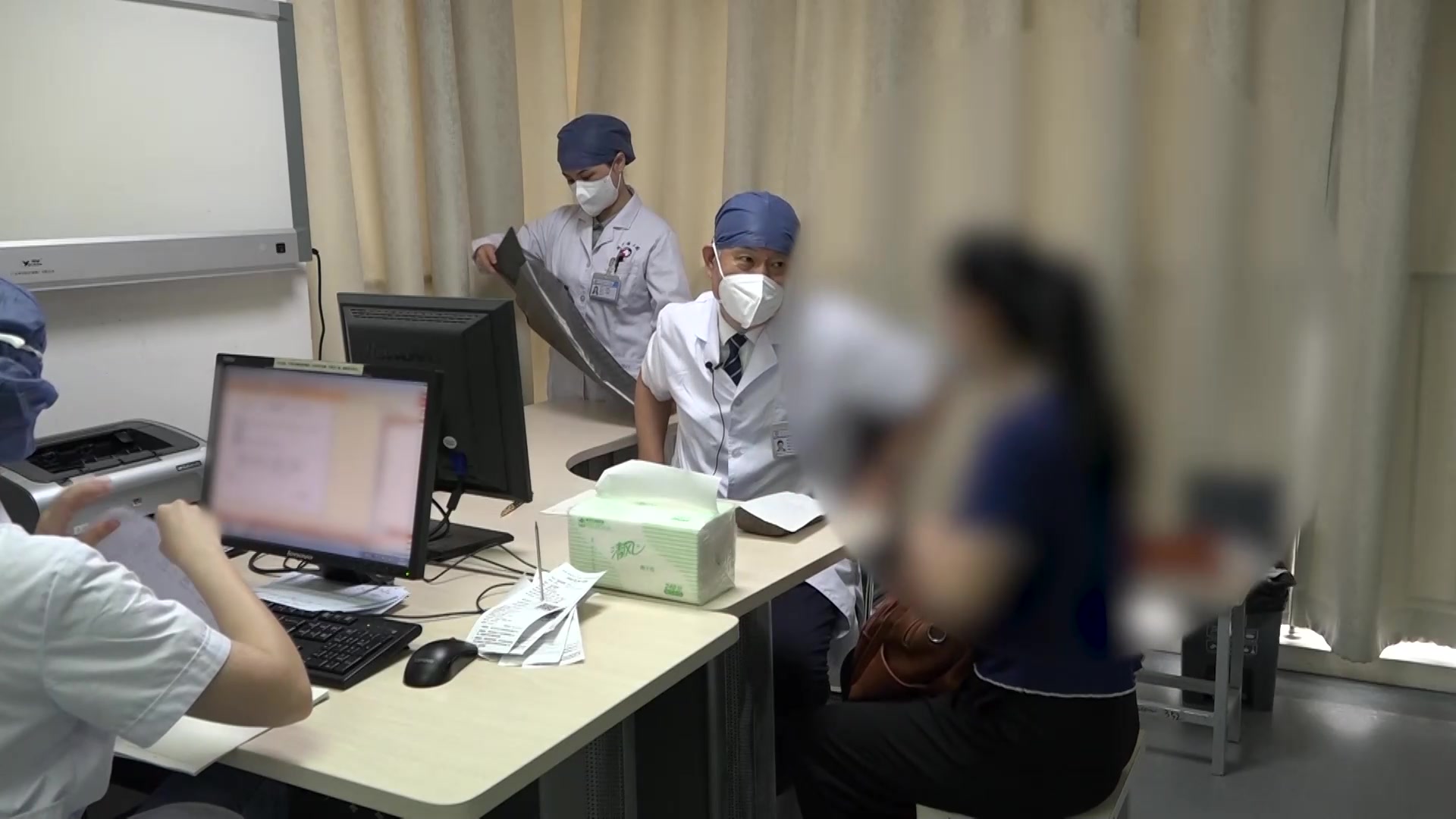 肝郁脾虚肝胃不和：27岁女性憋气伴胃部灼热的调肝和胃法