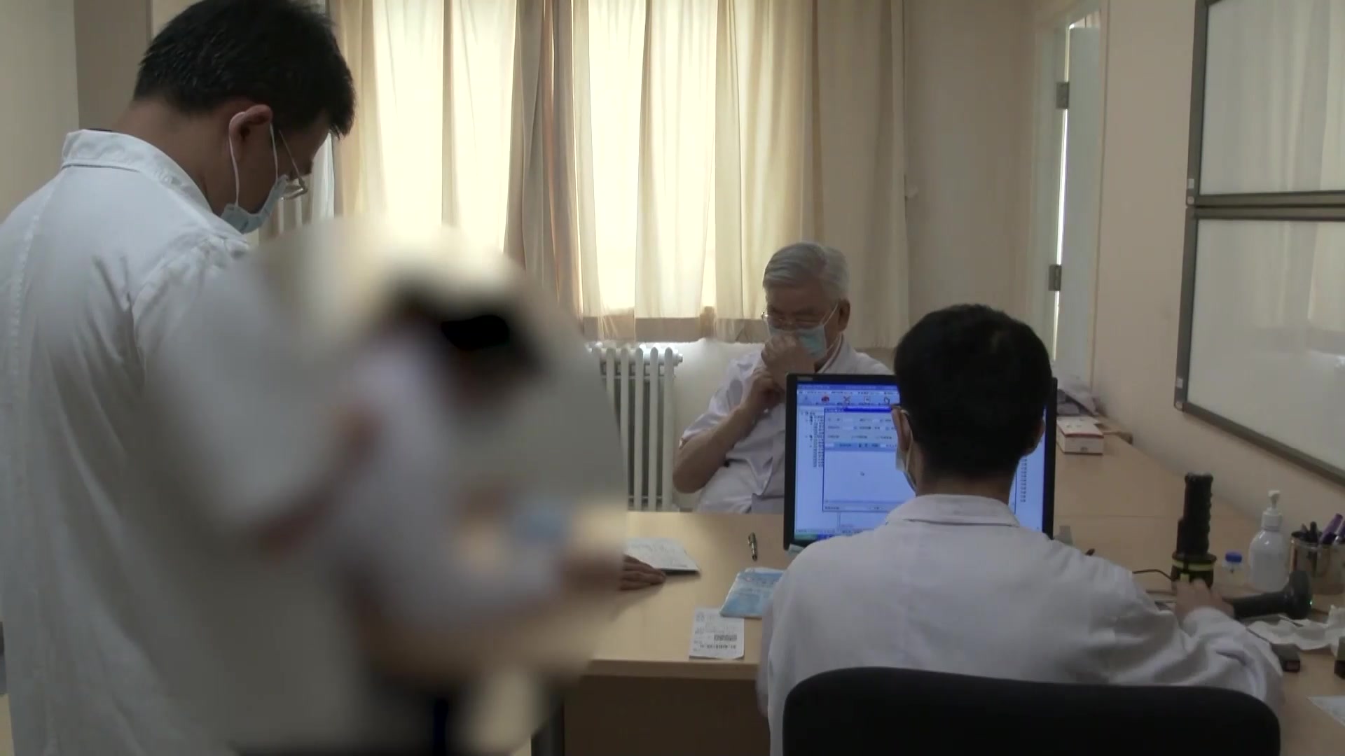 肺气失宣痰湿内蕴：53岁男性肺叶切除术后顽固咳痰的宣肺化痰法