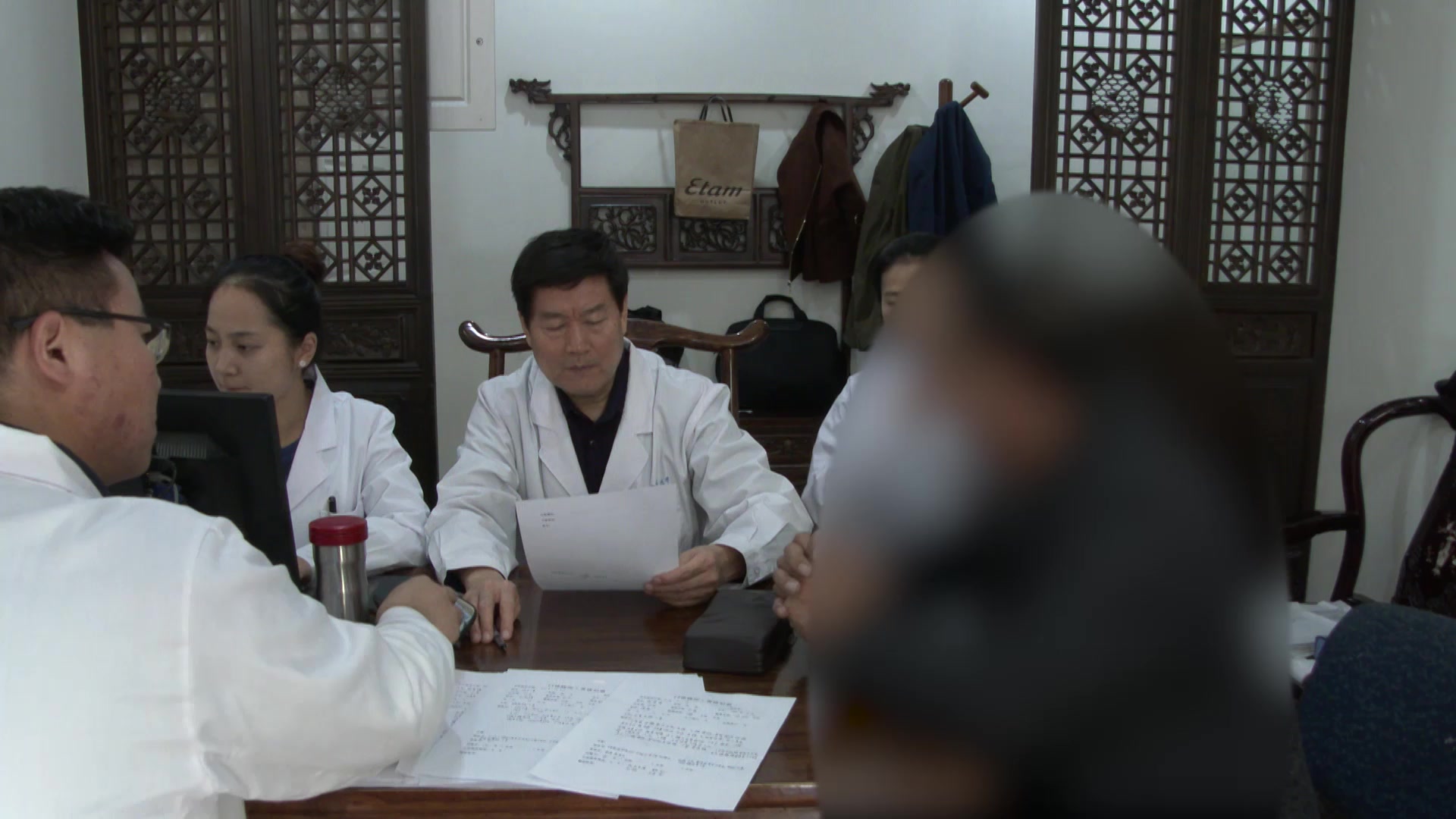 阴虚挟瘀挟湿热：67岁糖尿病多病共存的知柏地黄汤加减调理