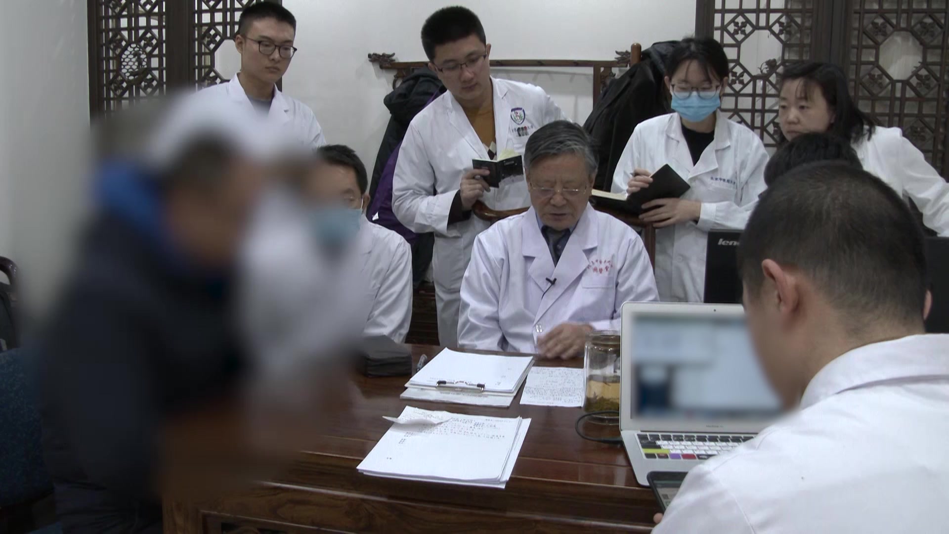 风邪恋肺：30岁男性反复咳嗽咽痒痰少的标本兼治