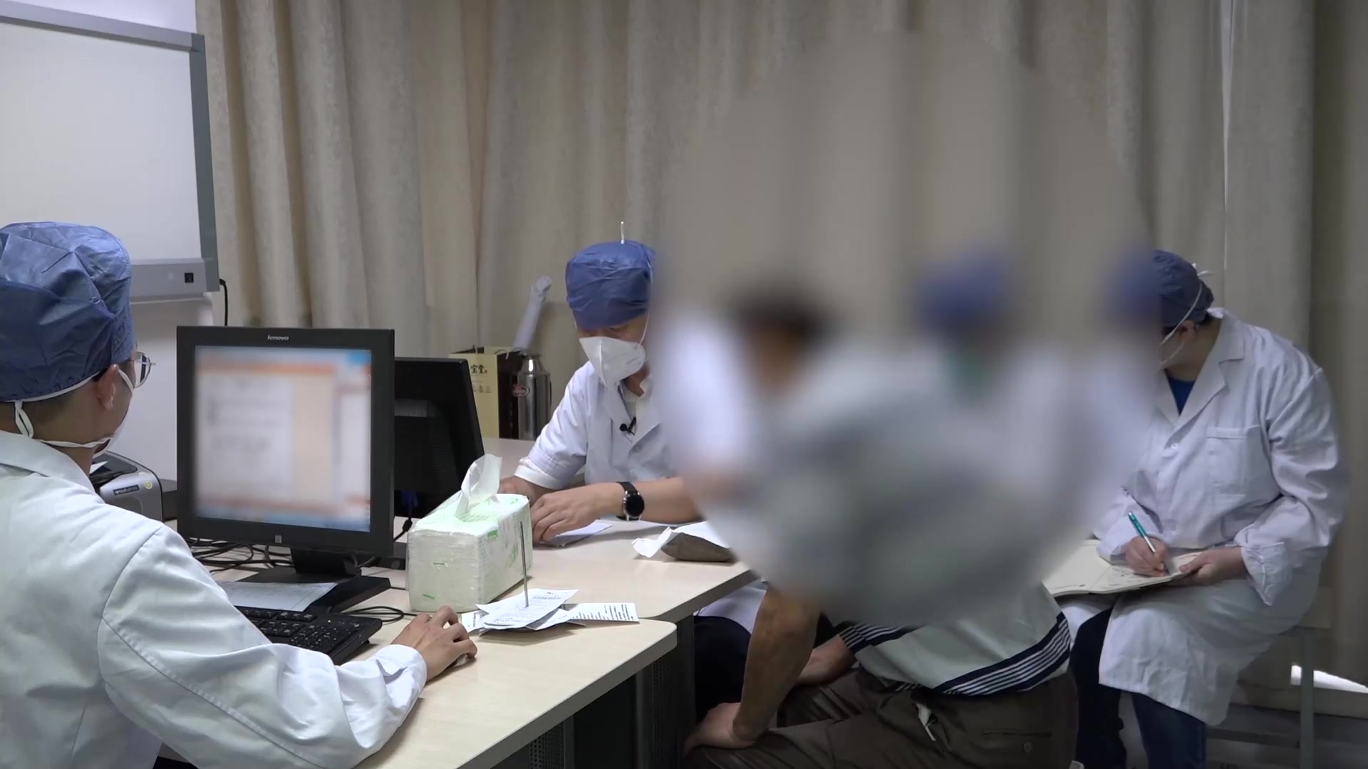 湿热内蕴：60岁男性肺结节患者乏力活动后减轻的清热化湿散结法