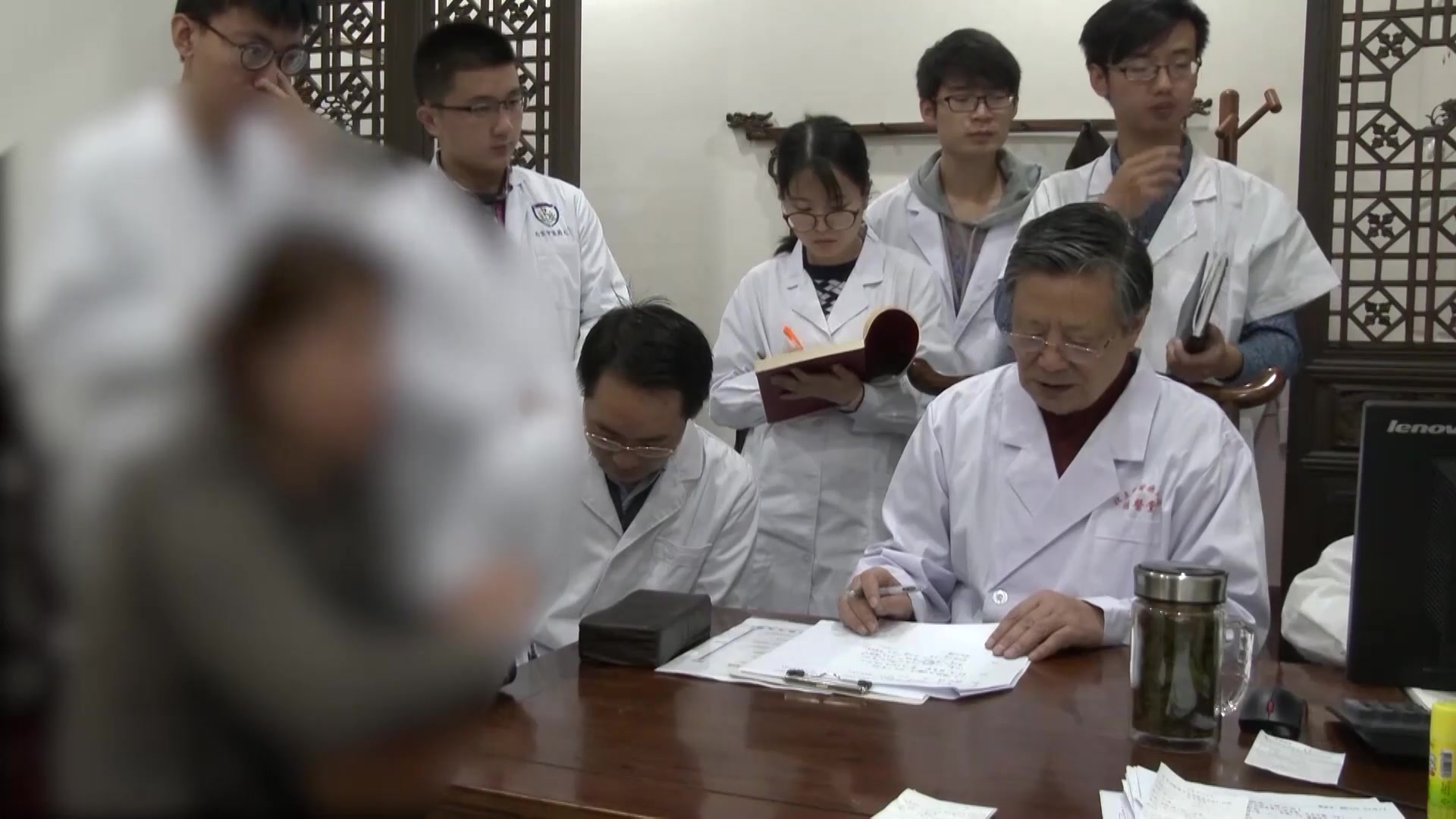 阴血亏虚虚热内扰：45岁围绝经期月经量少潮热汗出的养血和营法