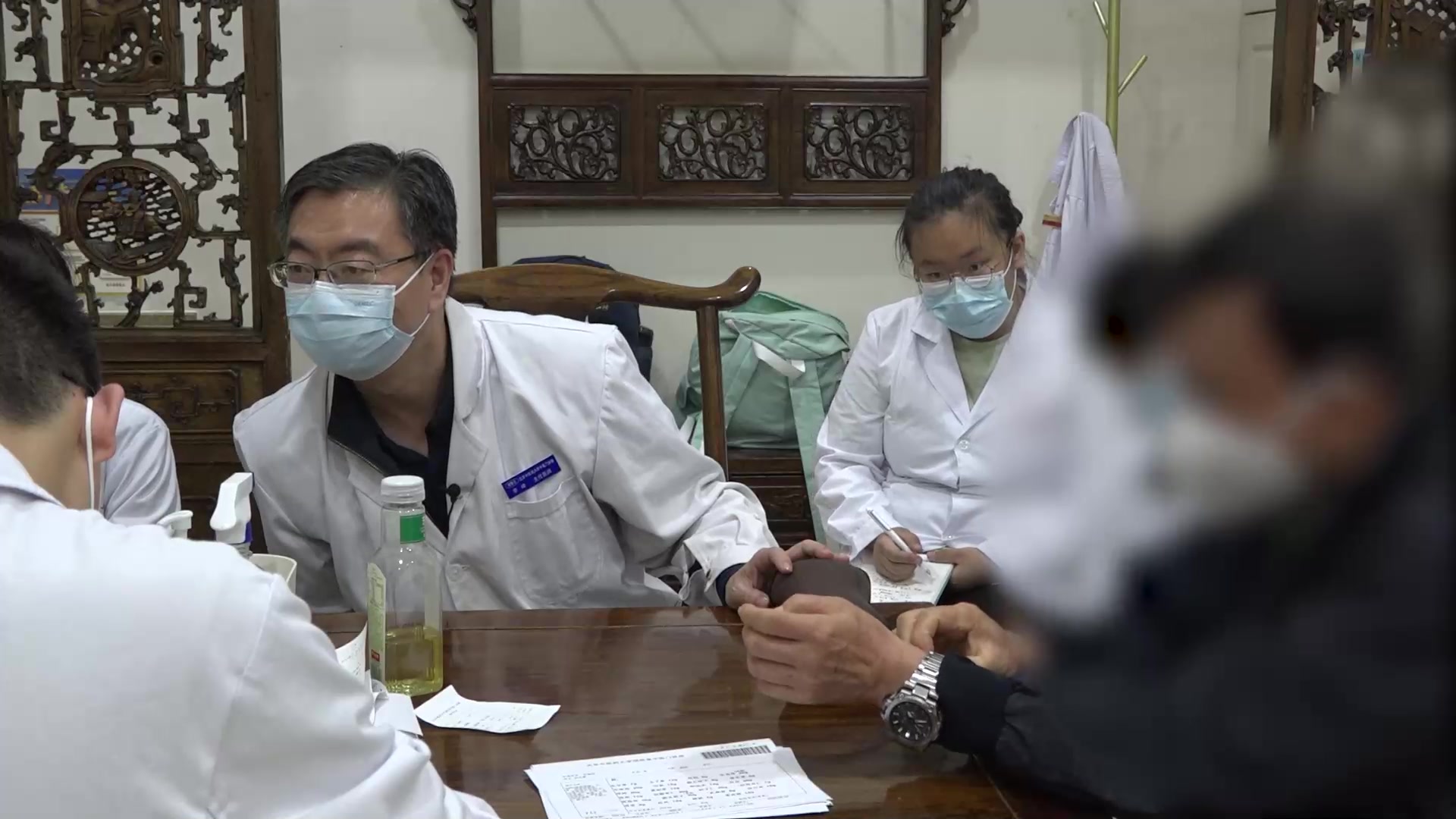 肝阳上亢：61岁男性失眠早醒头胀的平肝潜阳调治
