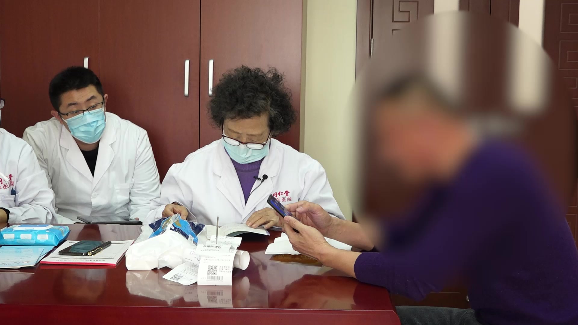 痰热内蕴肾气亏虚：46岁胰腺术后糖尿病患者血糖波动伴耳鸣的补肾清热法