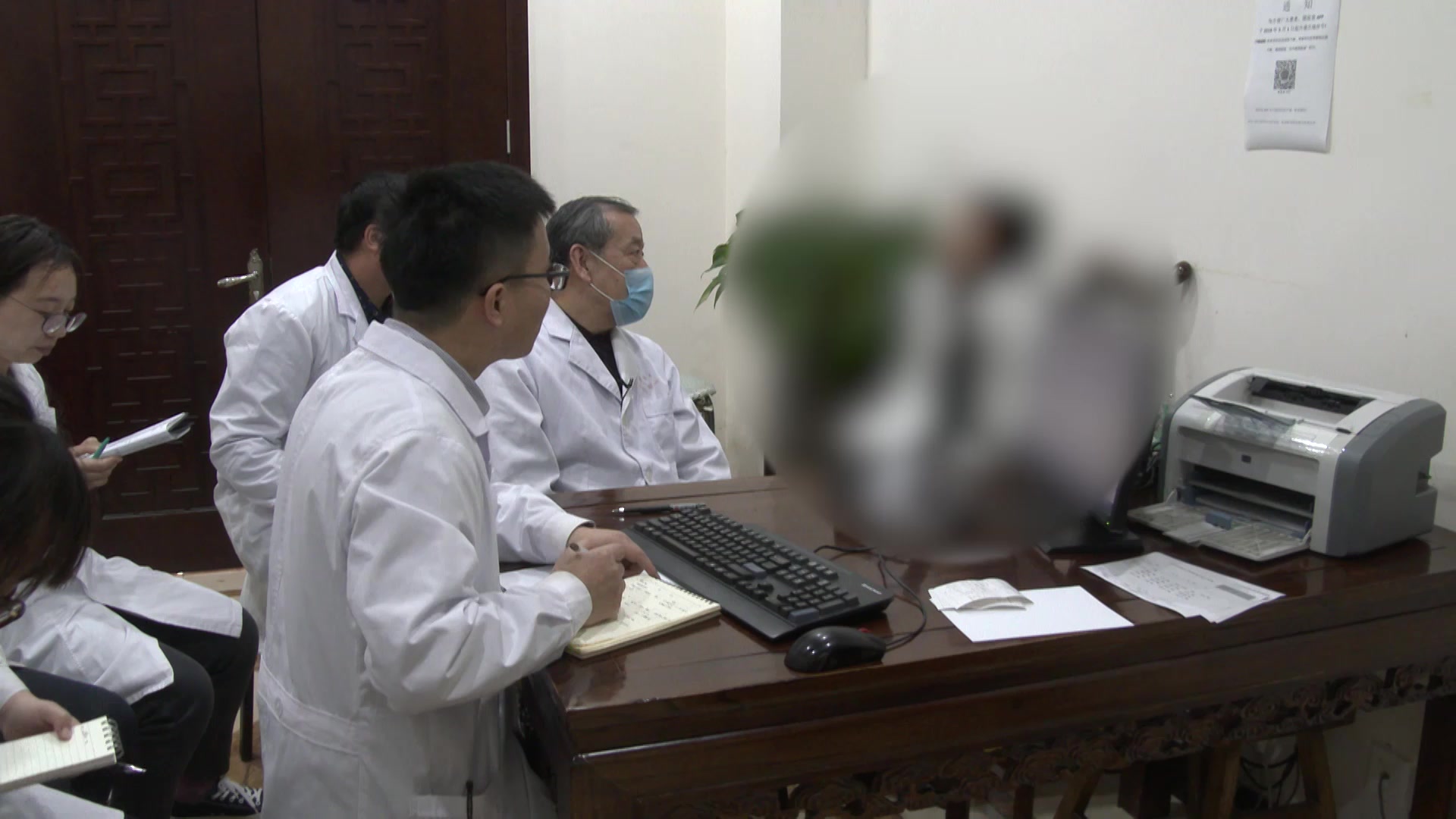 气滞湿阻清窍不利：33岁女性突聋眩晕的通气散加减辨治
