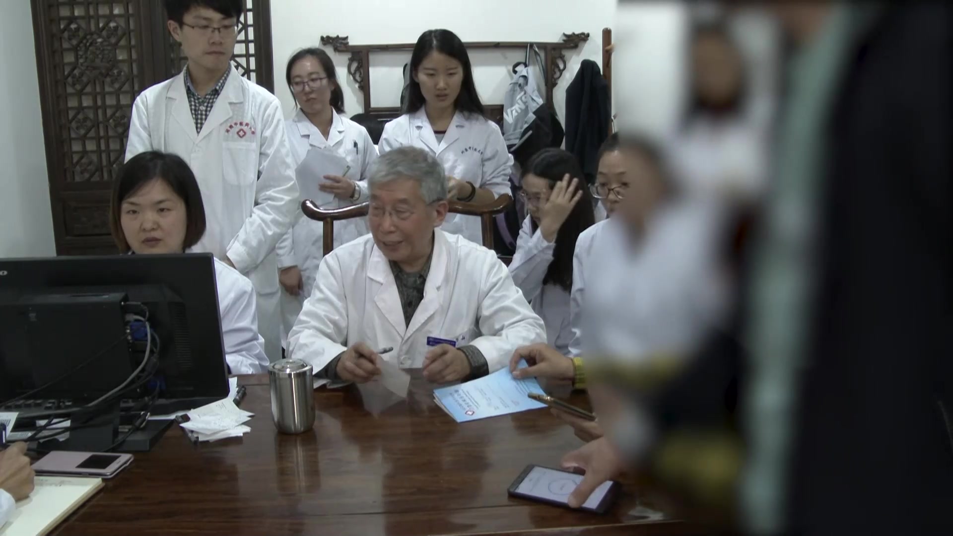 气血两虚肝脾不调：55岁神经官能症患者全身疼痛的养血安神法