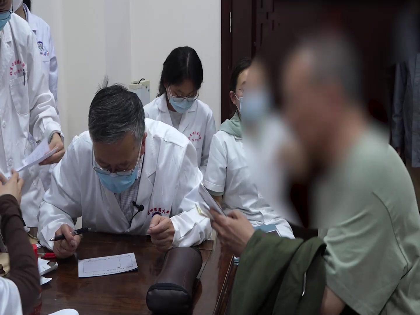 气虚血瘀水湿内停：86岁多病共存患者心悸水肿乏力的益气活血法
