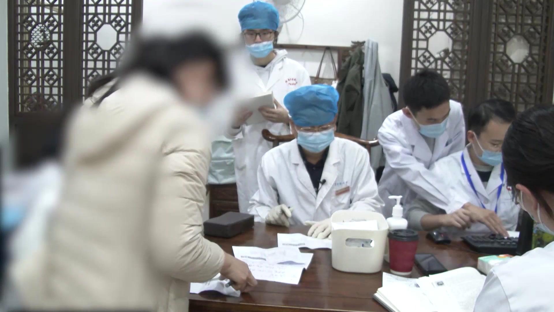 上热下寒脾肾阳虚：19岁郁病女生焦虑脑雾的温补清化法