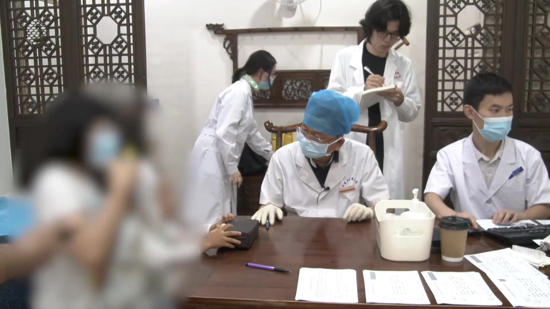 脾虚肝旺食积内停：3岁半男童便秘多食烦躁的健脾疏肝导滞法