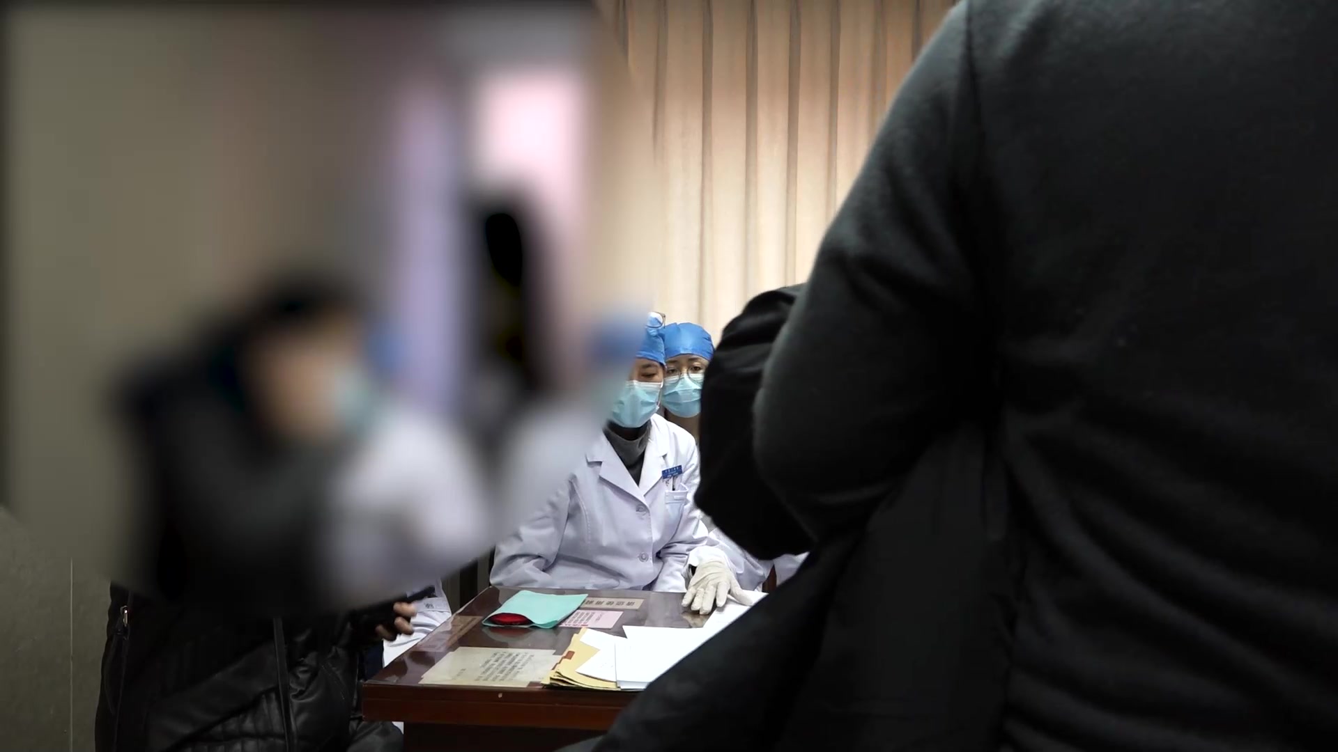 肝阳化风心血瘀阻：65岁高血压患者手抖心慌的平肝熄风活血法