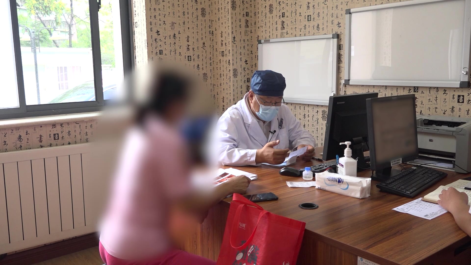 脾虚湿盛肠络瘀滞：57岁溃疡性结肠炎复诊健脾化湿通络验案