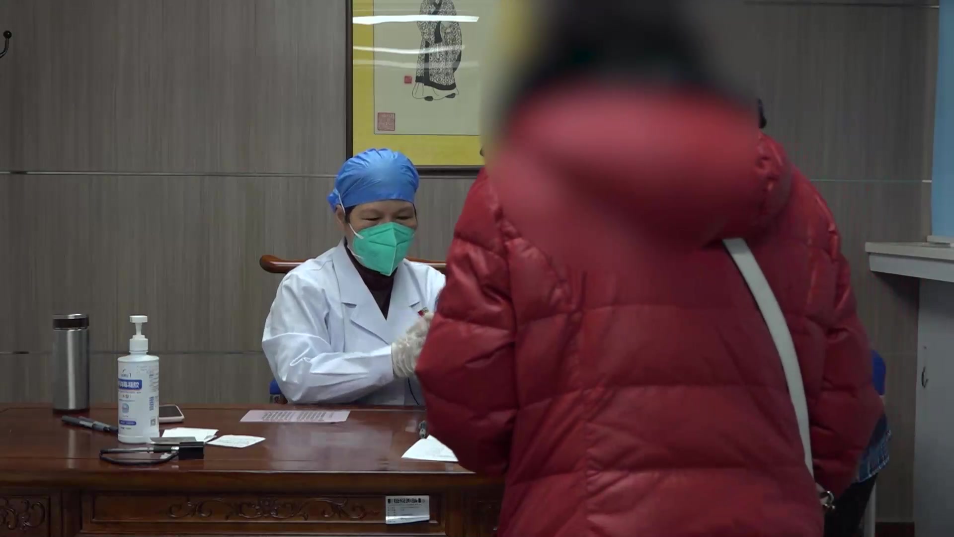 脾肾亏虚浊毒内停：66岁糖尿病肾病肌酐下降后恶心水肿的益气降浊法