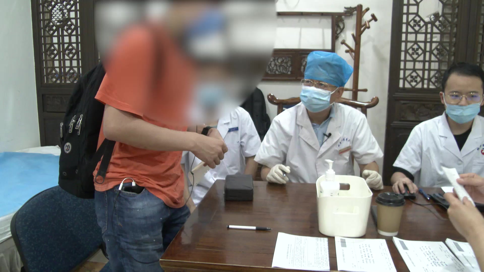 肝郁脾虚血瘀湿阻：28岁男性颈动脉增厚伴失眠的疏肝健脾活血法