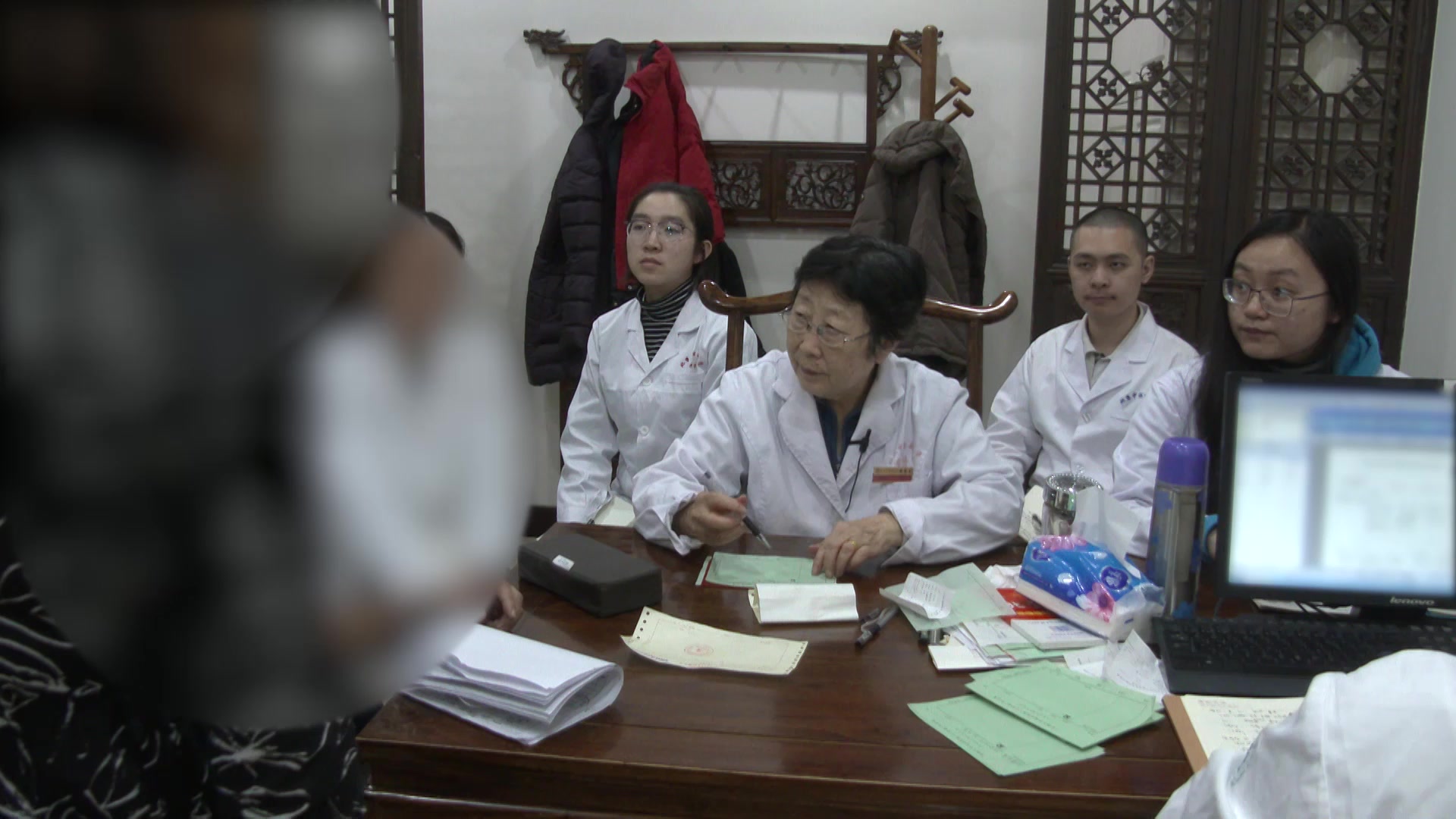 气阴两虚心脉瘀阻：48岁胸痹心痛患者晨起定时发作的益气养阴通脉法