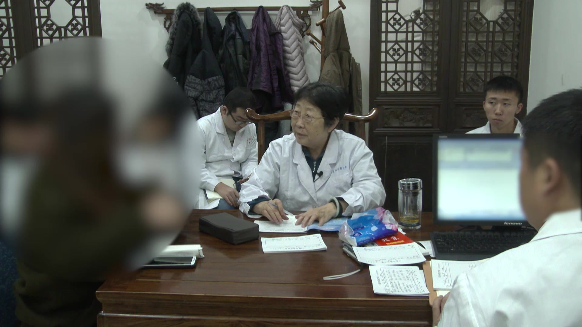 痰湿阻滞冲任失调：26岁患者月经稀发之健脾化痰调经法