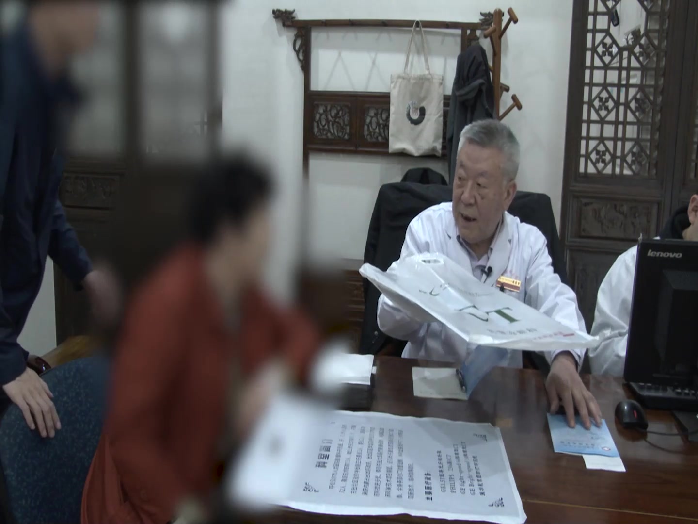 中气不足气虚下陷：67岁乳腺癌术后小腹坠胀乏力的中药升阳举陷调理