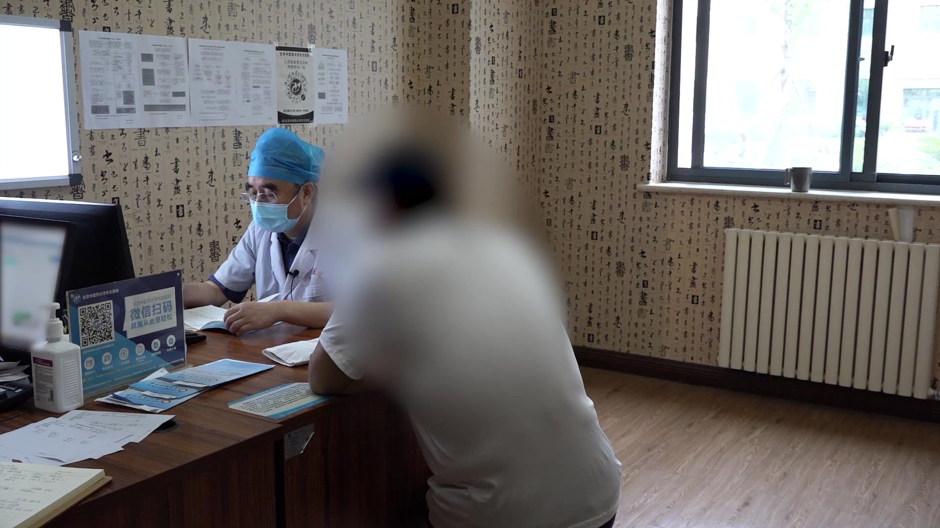 痰瘀互结脾虚湿热：59岁肺癌骨转移患者舌痛腹泻的健脾清热化瘀法
