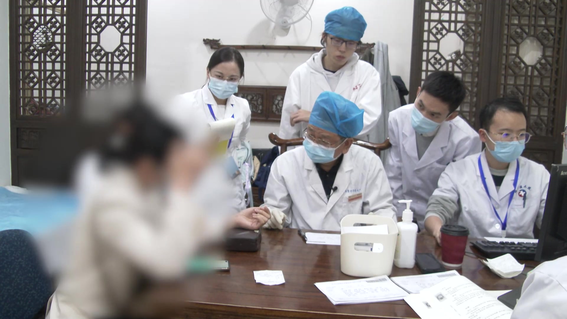 气血两虚脾肾阳虚：33岁女性头痛夜间加重伴经行腹泻的归芪补骨法