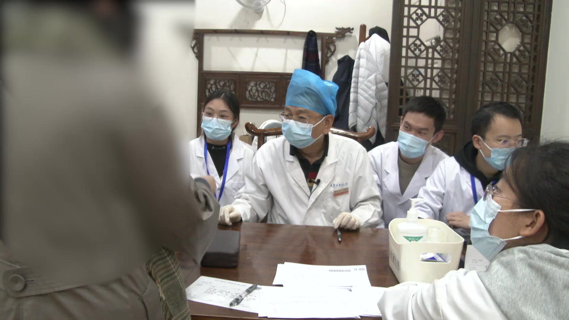 肝郁脾虚痰瘀互结：63岁男性高脂血症伴血压波动的调肝健脾活血法